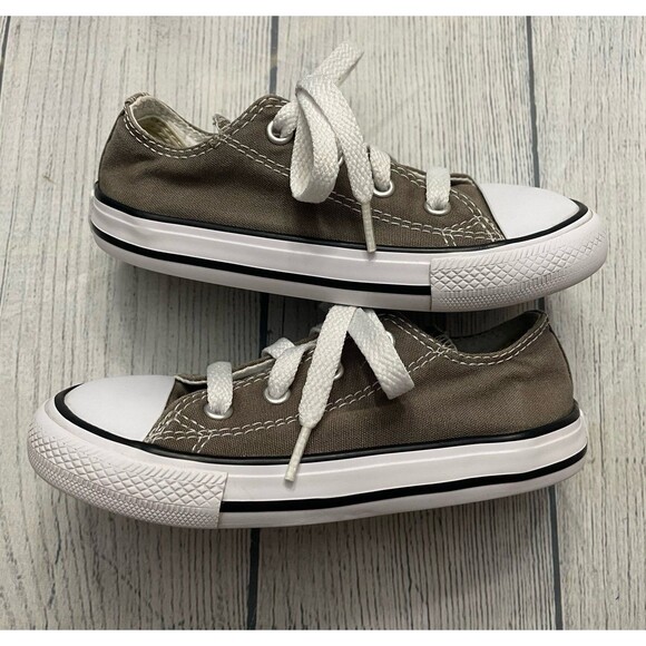 Taupe Tan Converse All Stars Toddler Shoes, Size 9 - Picture 3 of 5